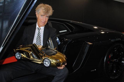 Solid Gold  750万美金Lamborghini Aventador 车模完成品