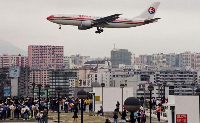 那些年 飞过居民楼上空的启德机场飞机们