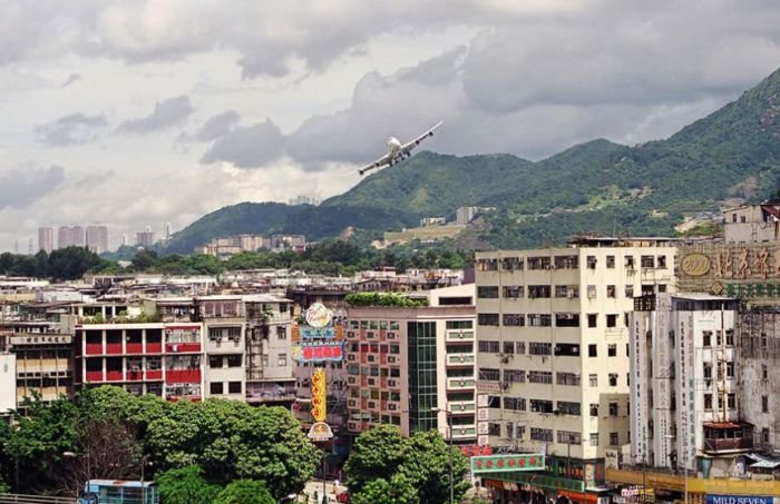 那些年 飞过居民楼上空的启德机场飞机们