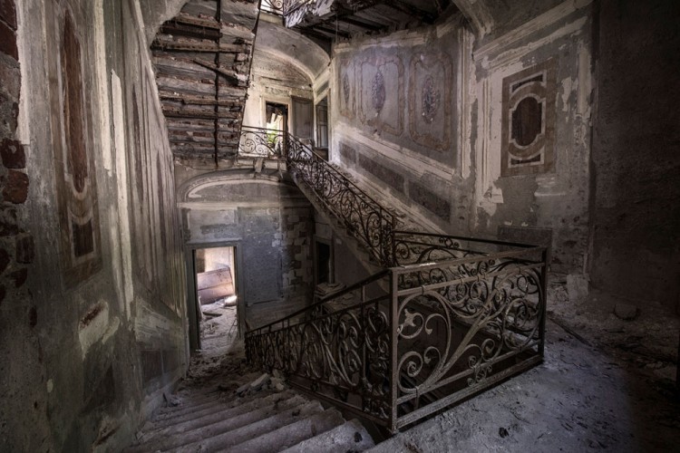 到意大利废墟体验一场探索惊悚之旅