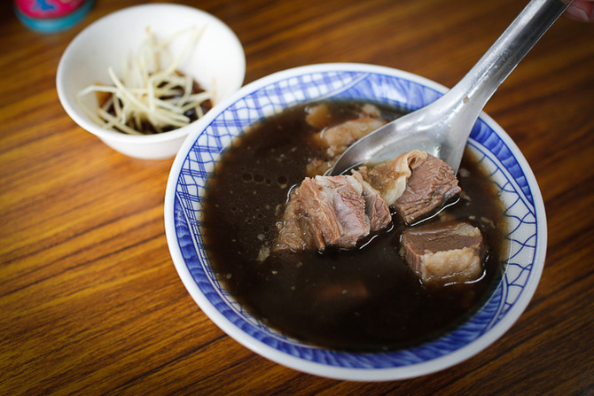  根本停不下来！台南口碑特色小吃之旅 