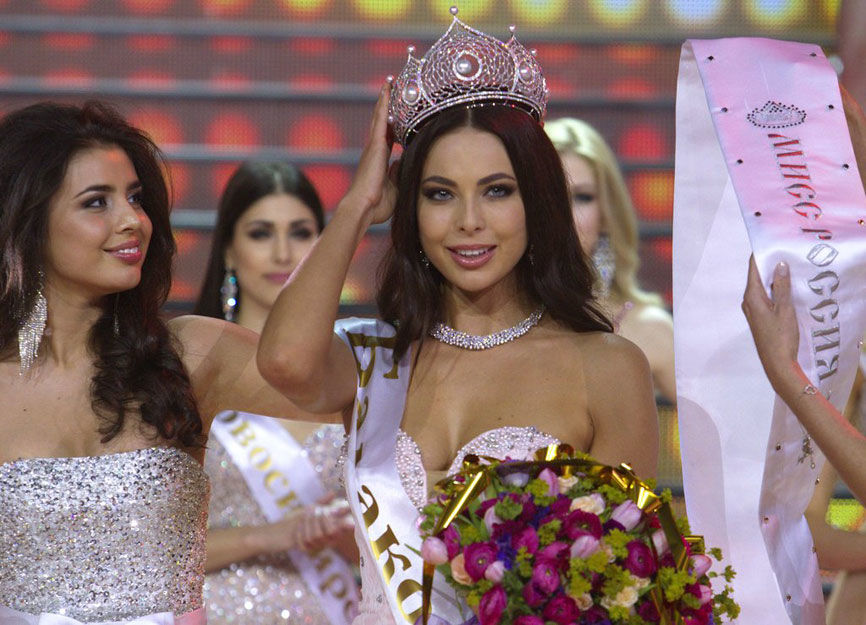 2014俄罗斯小姐诞生 23岁尤利娅摘桂冠